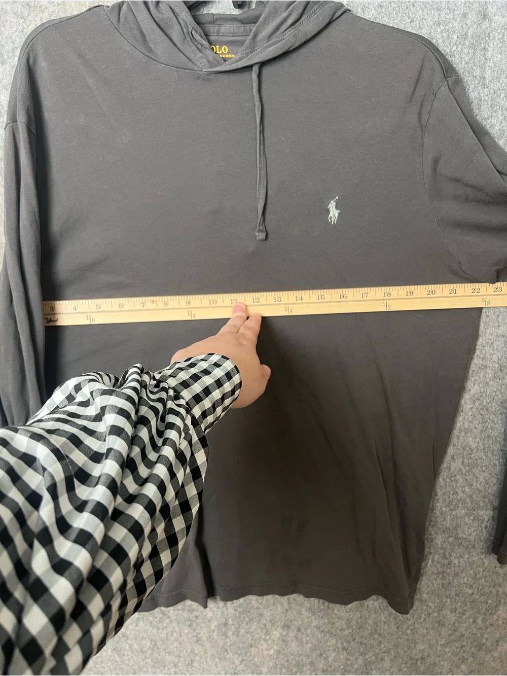 Polo by Ralph Lauren Men's Large Gray Long-Sleeve lightweight Hooded Tee